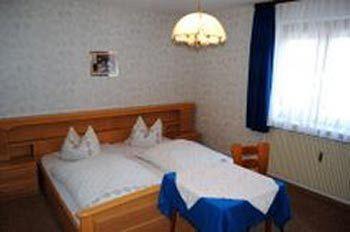 Welschneudorf Pension Waldesruh מראה חיצוני תמונה